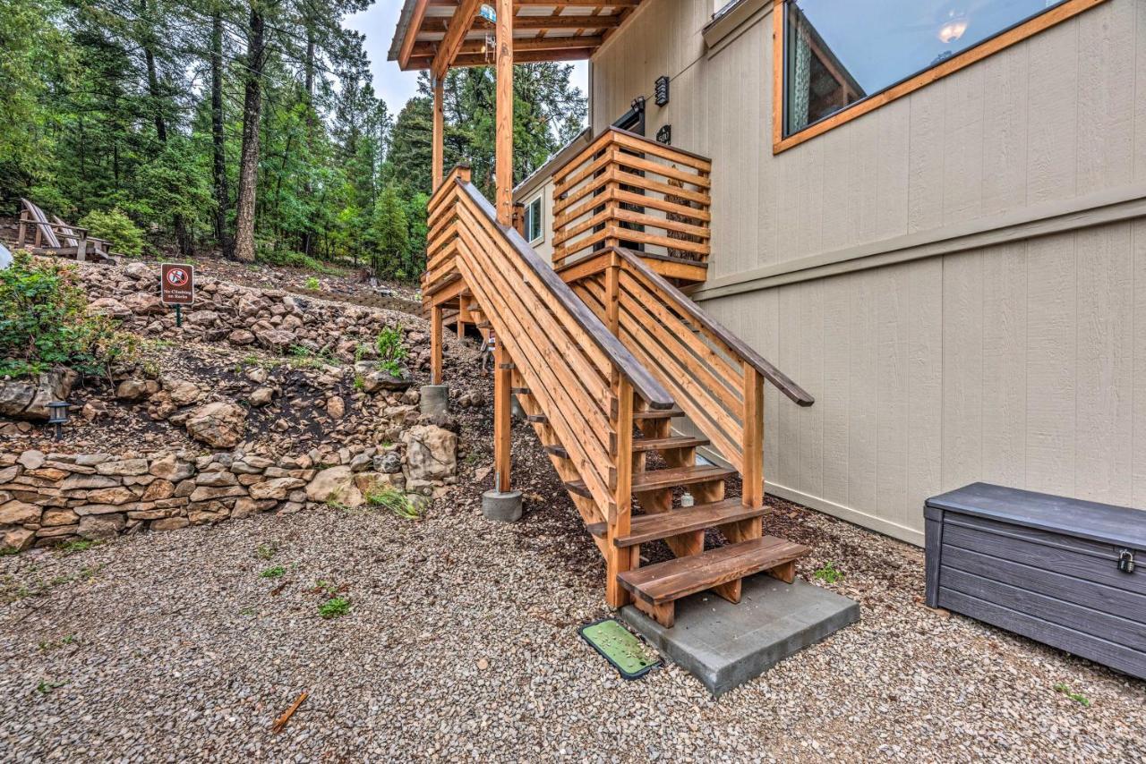 On The Rocks - A Modern Home With Decks And Views คลาวด์ครอฟท์ ภายนอก รูปภาพ