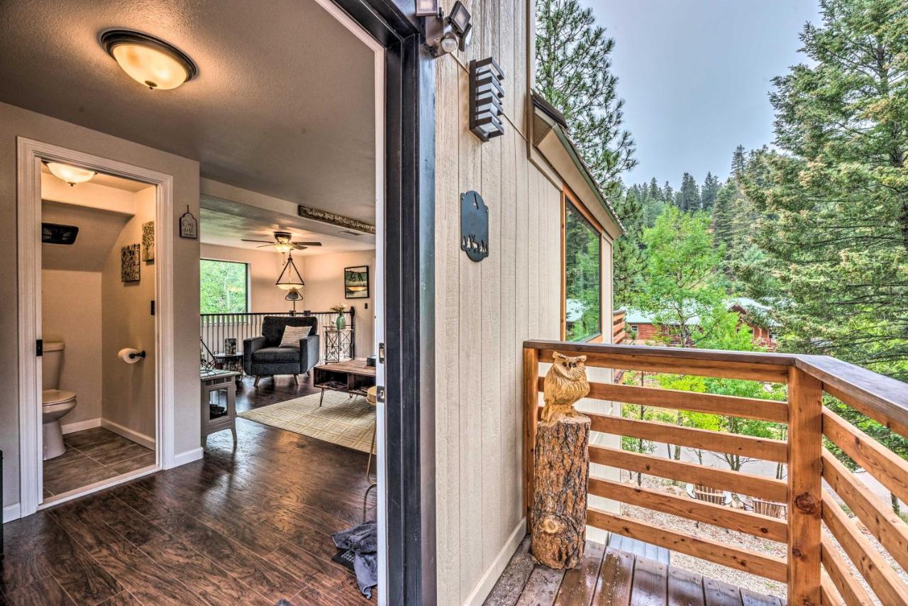 On The Rocks - A Modern Home With Decks And Views คลาวด์ครอฟท์ ภายนอก รูปภาพ
